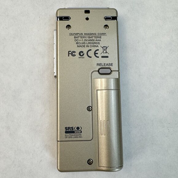 Olympus WS-310M Digital Voice Recorder USB 512MB SRS WOW Sound Silver Compact - Picture 2 of 13